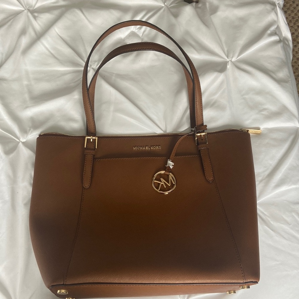 Michael Kohrs leather Tote bag ciera color